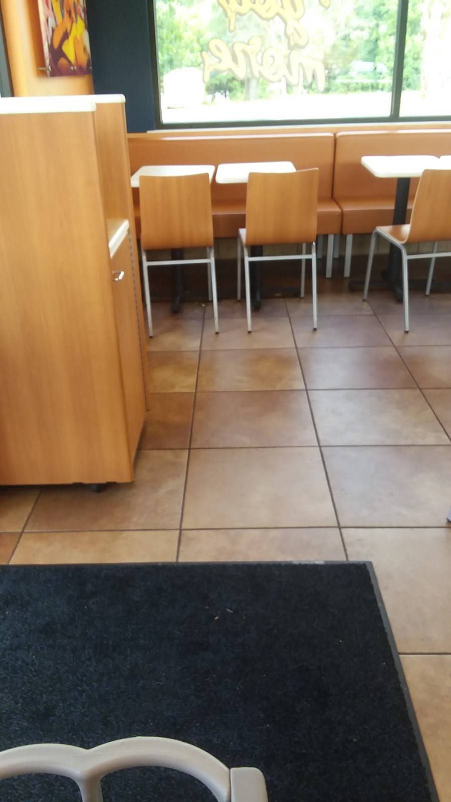 Taco Bell | meal takeaway | 3210 Cummings Hwy, Chattanooga, TN 37419, USA | 4238212600 OR +1 423-821-2600