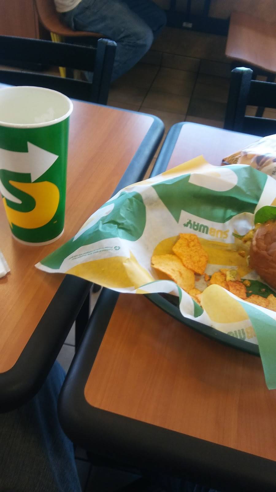 Subway | restaurant | 1001 N Hickory Blvd, Pleasant Hill, IA 50327, USA | 5152662890 OR +1 515-266-2890