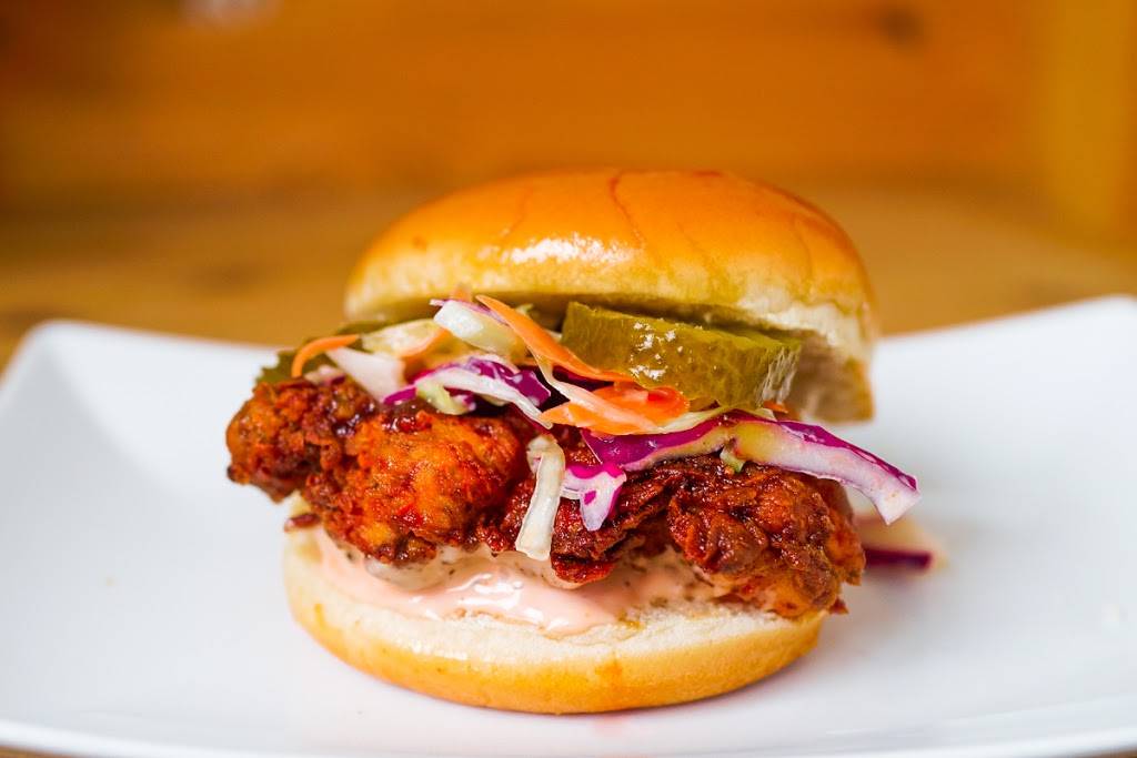 Hot Birdy Chicken | restaurant | 12910 W Magnolia Blvd Suite G1, Sherman Oaks, CA 91423, USA | 8187244069 OR +1 818-724-4069