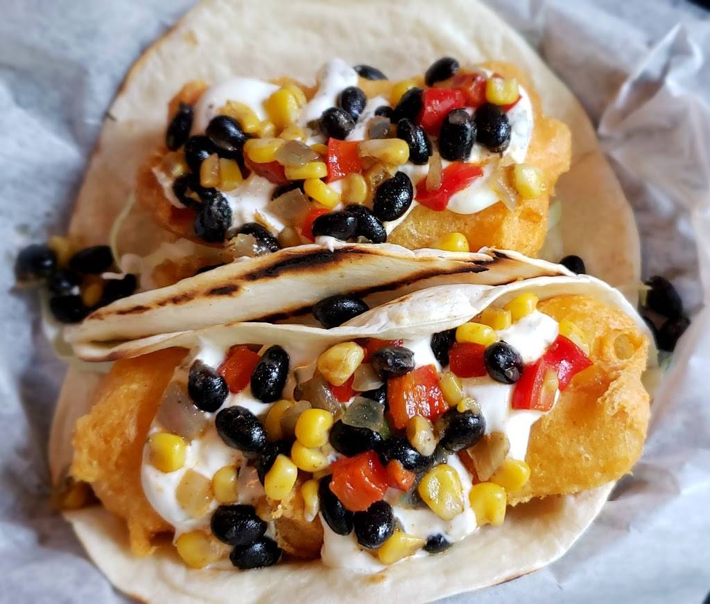 Maddys Tavern | restaurant | 9205 US-31, Grawn, MI 49637, USA | 2312766244 OR +1 231-276-6244