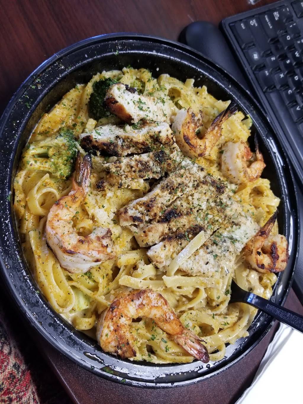 Strictly Seafood | restaurant | 1707 Cecil B. Moore Ave, Philadelphia, PA 19121, USA | 2152323333 OR +1 215-232-3333