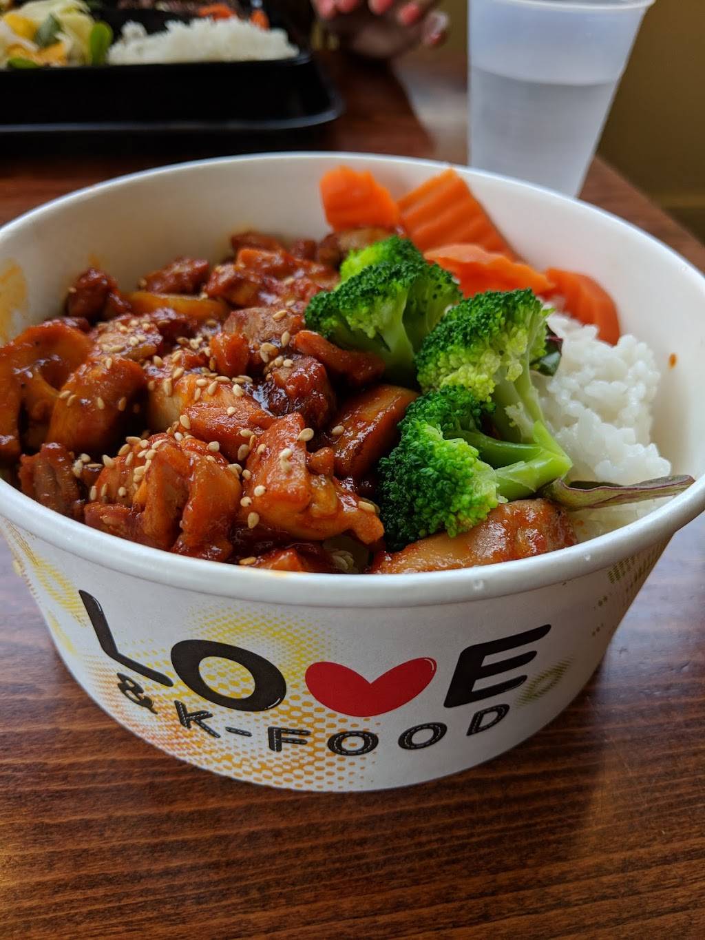 Emily Grill | restaurant | 10020 Venice Blvd, Culver City, CA 90232, USA | 3102027770 OR +1 310-202-7770