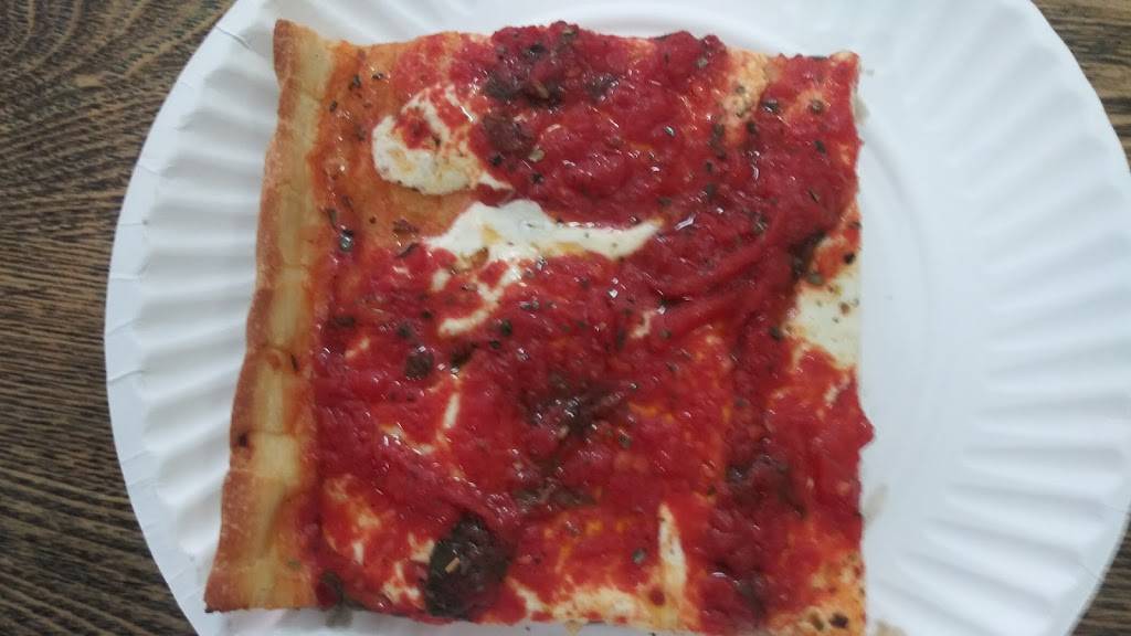 Fratelis Pizzeria | restaurant | 7203 18th Ave, Brooklyn, NY 11204, USA | 7182561222 OR +1 718-256-1222