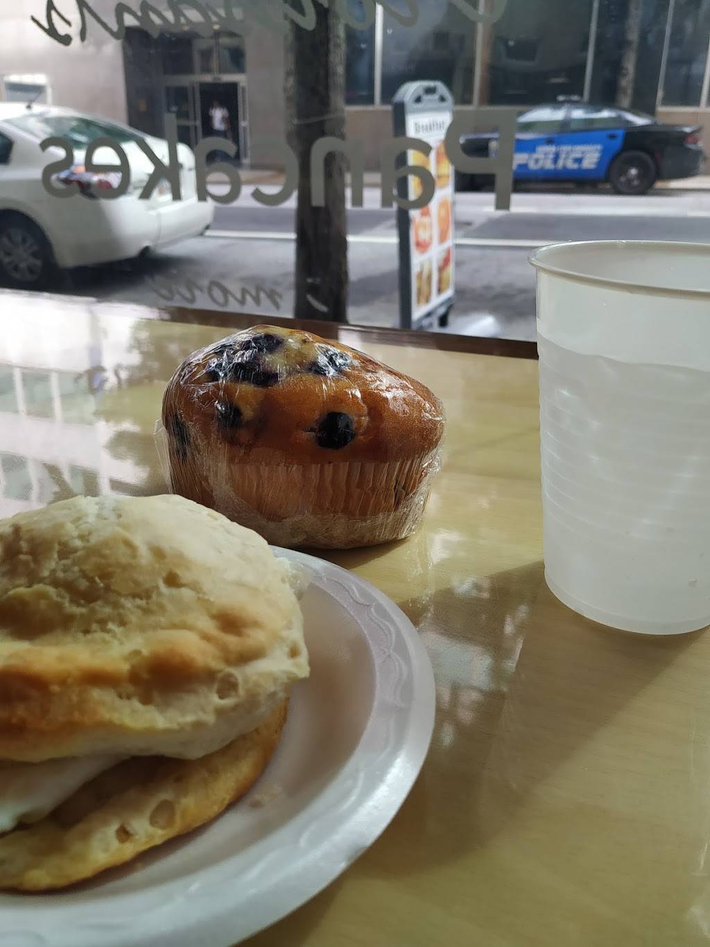 Weekday Cafe | cafe | 14 Park Place South SE, Atlanta, GA 30303, USA | 4046882233 OR +1 404-688-2233