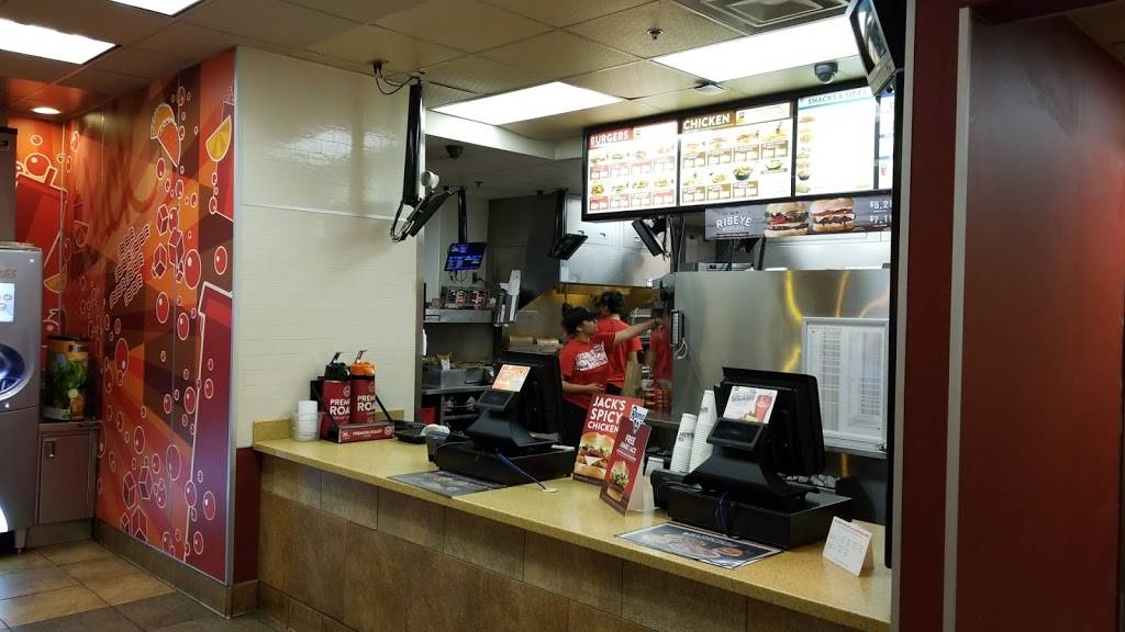 Jack in the Box | restaurant | 10473 Alta Loma Dr, Rancho Cucamonga, CA 91737, USA | 9094836335 OR +1 909-483-6335