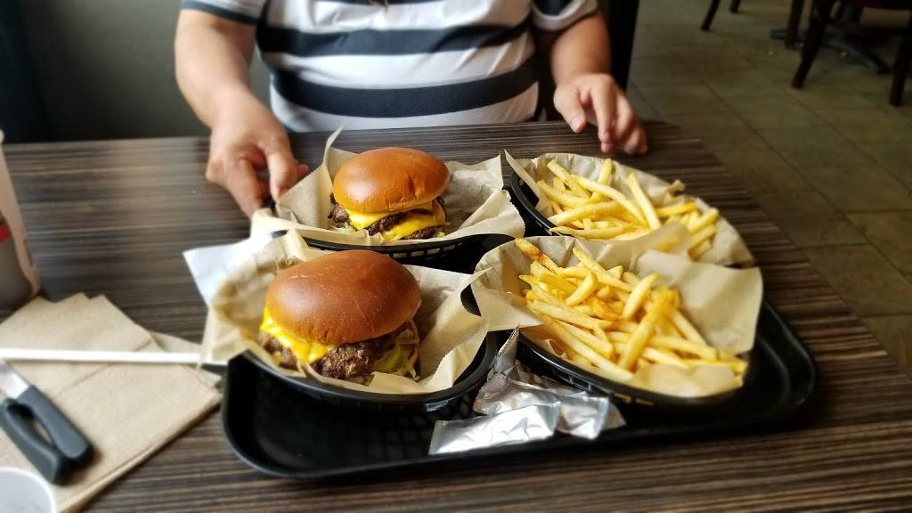 Dengeos | restaurant | 3301 Main St, Skokie, IL 60076, USA | 8476777911 OR +1 847-677-7911