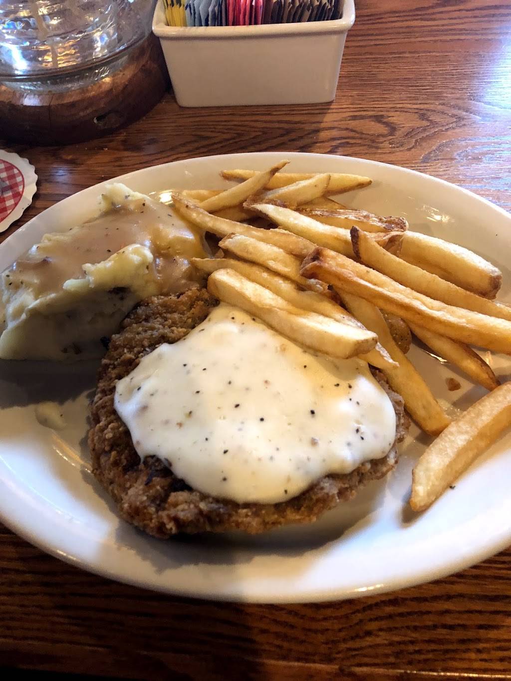 Cracker Barrel Old Country Store | restaurant | 5770 Wilmington Pike, Centerville, OH 45459, USA | 9374322431 OR +1 937-432-2431