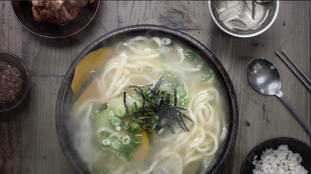 Hangari Kalguksu | restaurant | 3470 W 6th St Suite 9 and 10, Los Angeles, CA 90020, USA | 2133882326 OR +1 213-388-2326