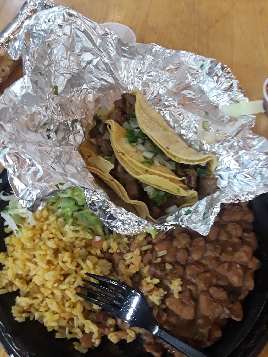 Taco Cabana | restaurant | 2347 E Southcross, San Antonio, TX 78223, USA | 2105322422 OR +1 210-532-2422