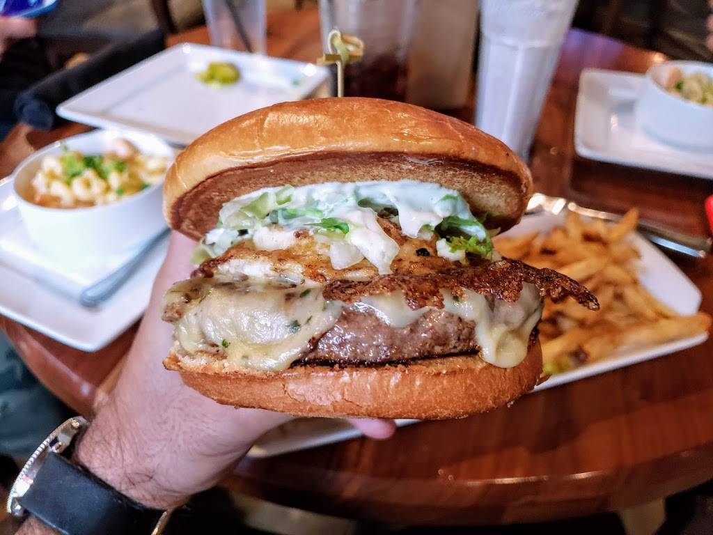 Bru Burger Bar - Noblesville | restaurant | 350 Westfield Rd ste 100, Noblesville, IN 46060, USA | 3177642510 OR +1 317-764-2510