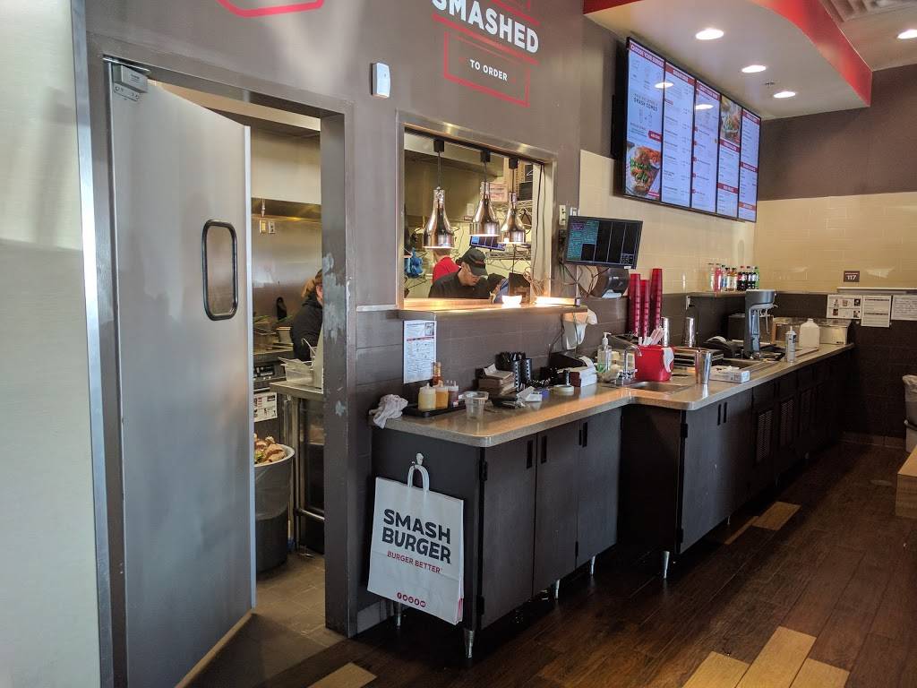 Smashburger | restaurant | 2100 North Snelling Avenue, Suite 65A, Roseville, MN 55113, USA | 6512510220 OR +1 651-251-0220