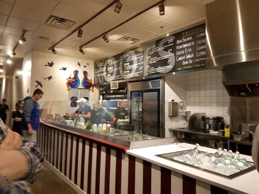 Roots Natural Kitchen | restaurant | 129 E Main St, Newark, DE 19711, USA | 3022732620 OR +1 302-273-2620