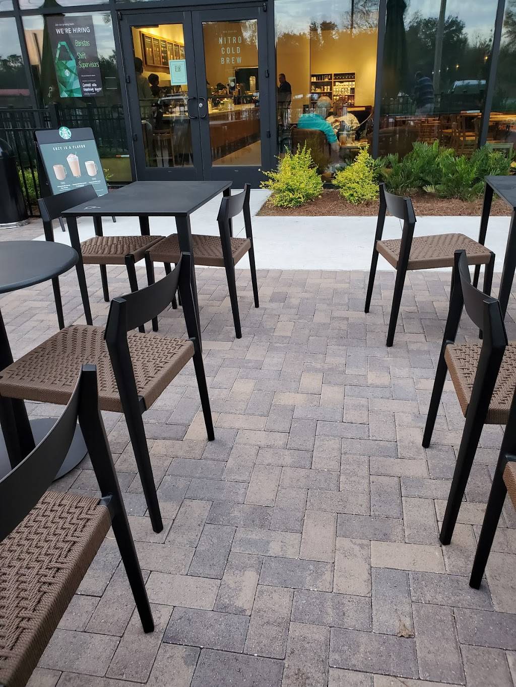 Starbucks | cafe | 7819 SW State Rd 200, Ocala, FL 34476, USA | 3524560704 OR +1 352-456-0704