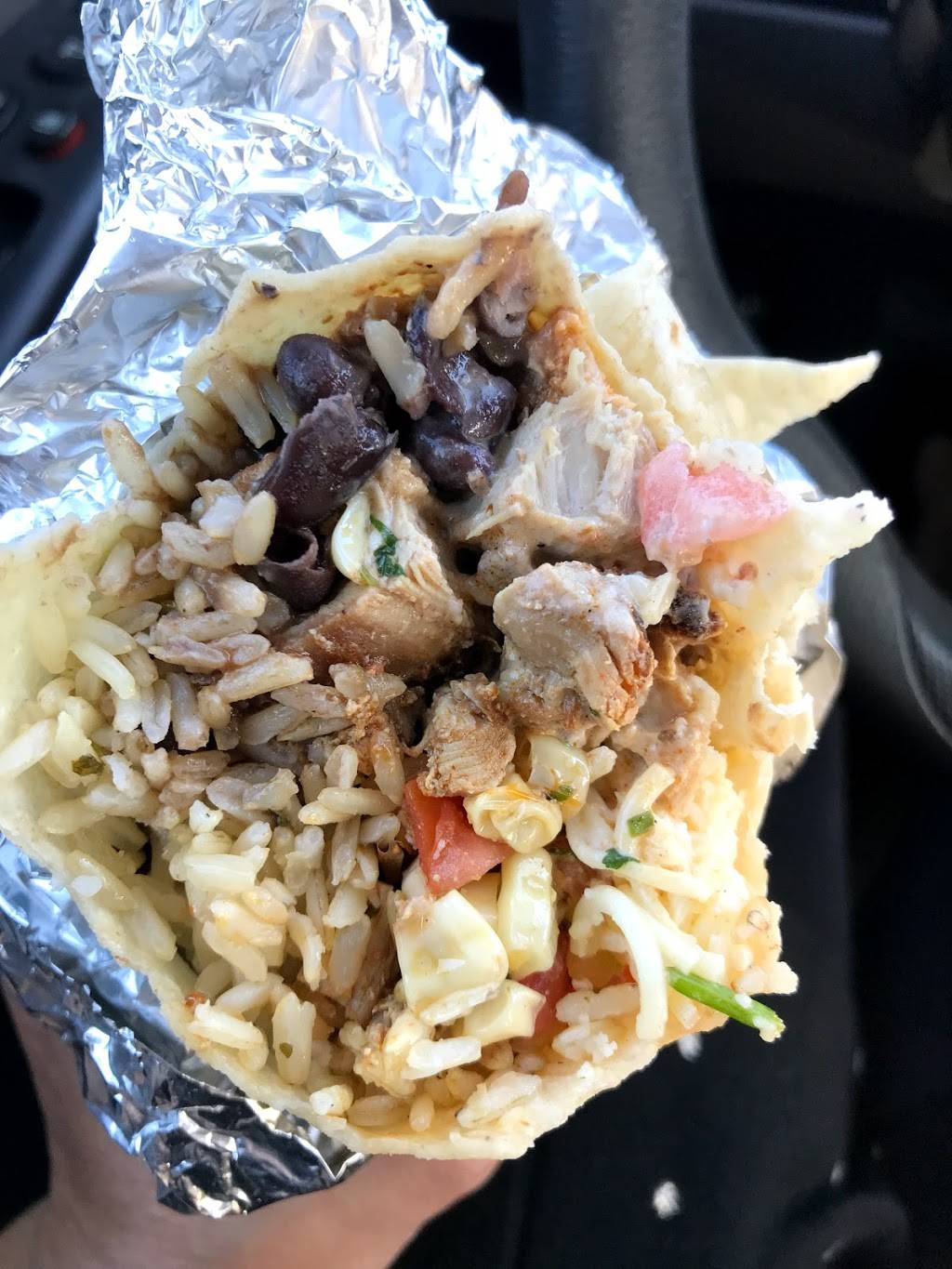 Chipotle Mexican Grill | restaurant | 3901 Old Forest Rd #101, Lynchburg, VA 24501, USA | 4343850328 OR +1 434-385-0328