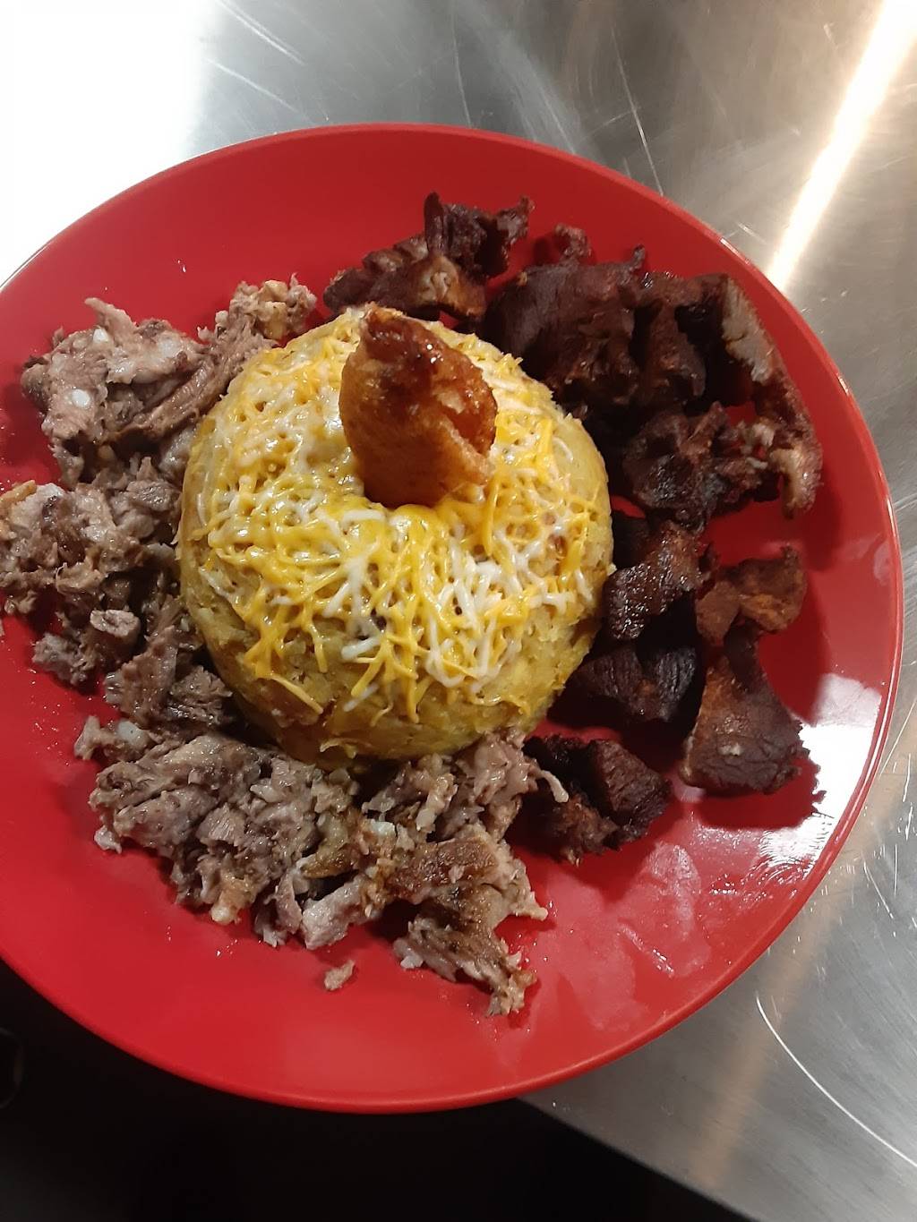 The Red Lounge | restaurant | 239 Central Ave, Long Prairie, MN 56347, USA | 3205333127 OR +1 320-533-3127