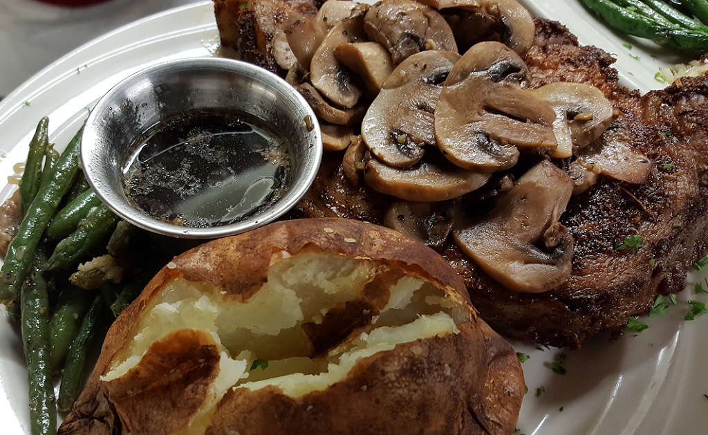 Golden Pines Supper Club | night club | 8000 State Hwy 70 E, St Germain, WI 54558, USA | 7154797178 OR +1 715-479-7178