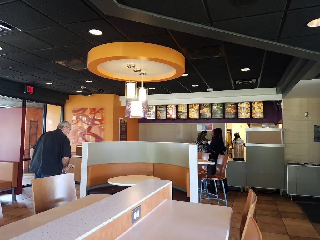 Taco Bell | meal takeaway | 6599 N Illinois St, Fairview Heights, IL 62208, USA | 6183972355 OR +1 618-397-2355