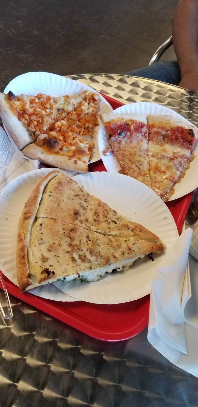 Gios Pizza | restaurant | 4205 W Anthem Way #104, Anthem, AZ 85086, USA | 6235002350 OR +1 623-500-2350