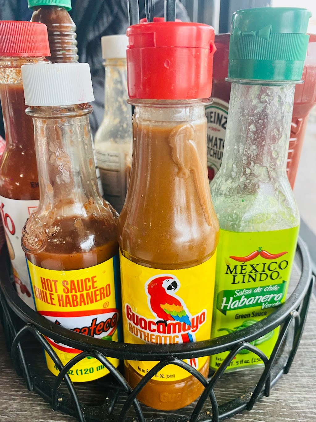 Punta Marina | restaurant | 1241 W Memory Ln, Santa Ana, CA 92706, USA | 7148844588 OR +1 714-884-4588