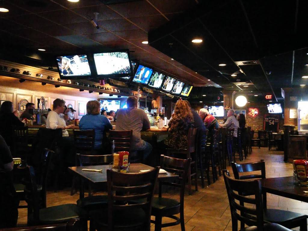 Rookies Sports Bar & Grill (St. Charles) | restaurant | 1545 W Main St, St. Charles, IL 60174, USA | 6305130681 OR +1 630-513-0681
