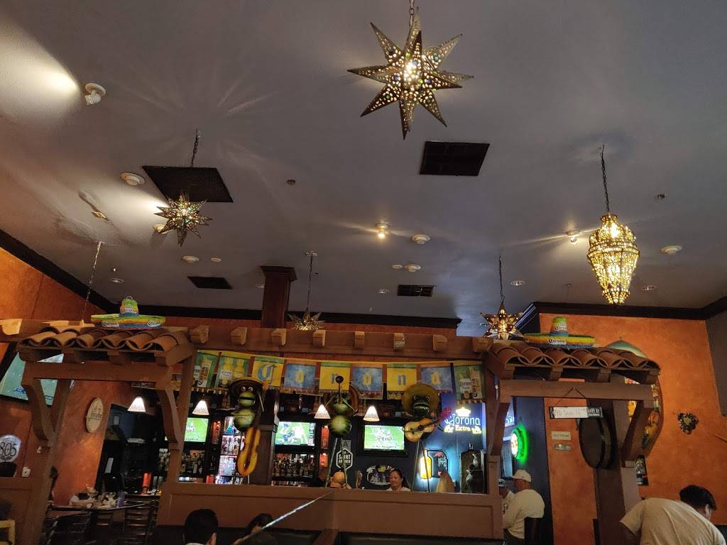 Azul Tequila | restaurant | 25387 Wayne Mills Pl, Valencia, CA 91355, USA | 6612545500 OR +1 661-254-5500