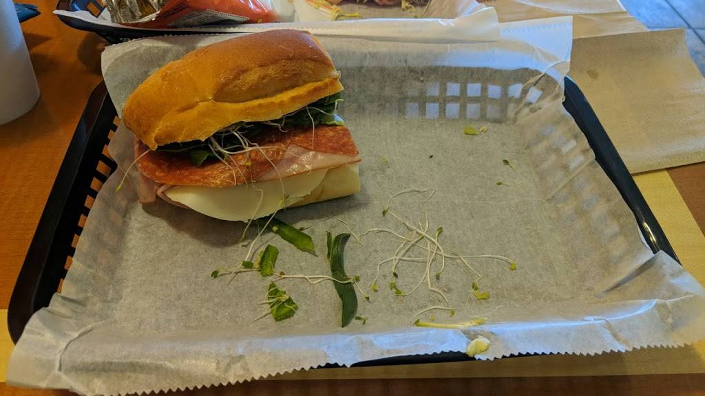 CaliSubs | restaurant | 601 S Riverside Dr #3, Clarksville, TN 37040, USA | 9318025093 OR +1 931-802-5093