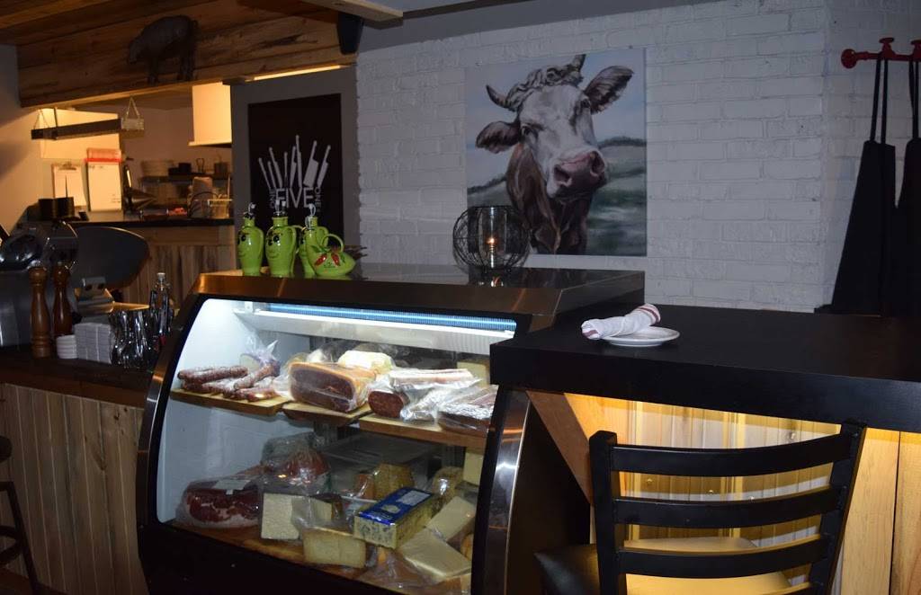 One Five One Social | restaurant | 151 Lakeshore Rd E, Oakville, ON L6J 1H3, Canada | 9053391151 OR +1 905-339-1151