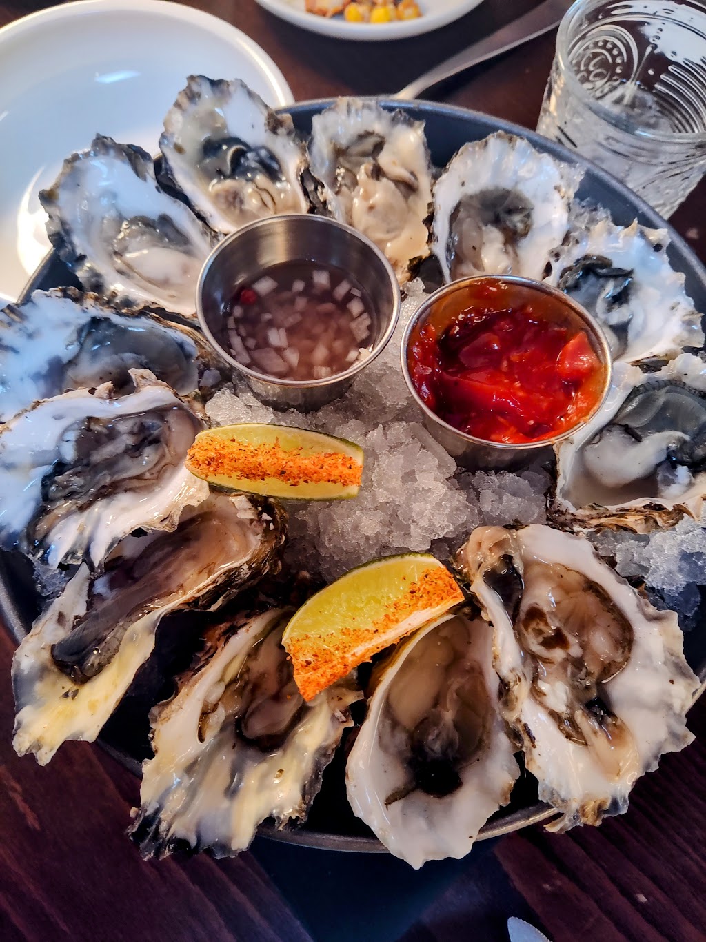 O SEA | seafood for thought | restaurant | 109 S Glassell St, Orange, CA 92866, USA | 7143633309 OR +1 714-363-3309