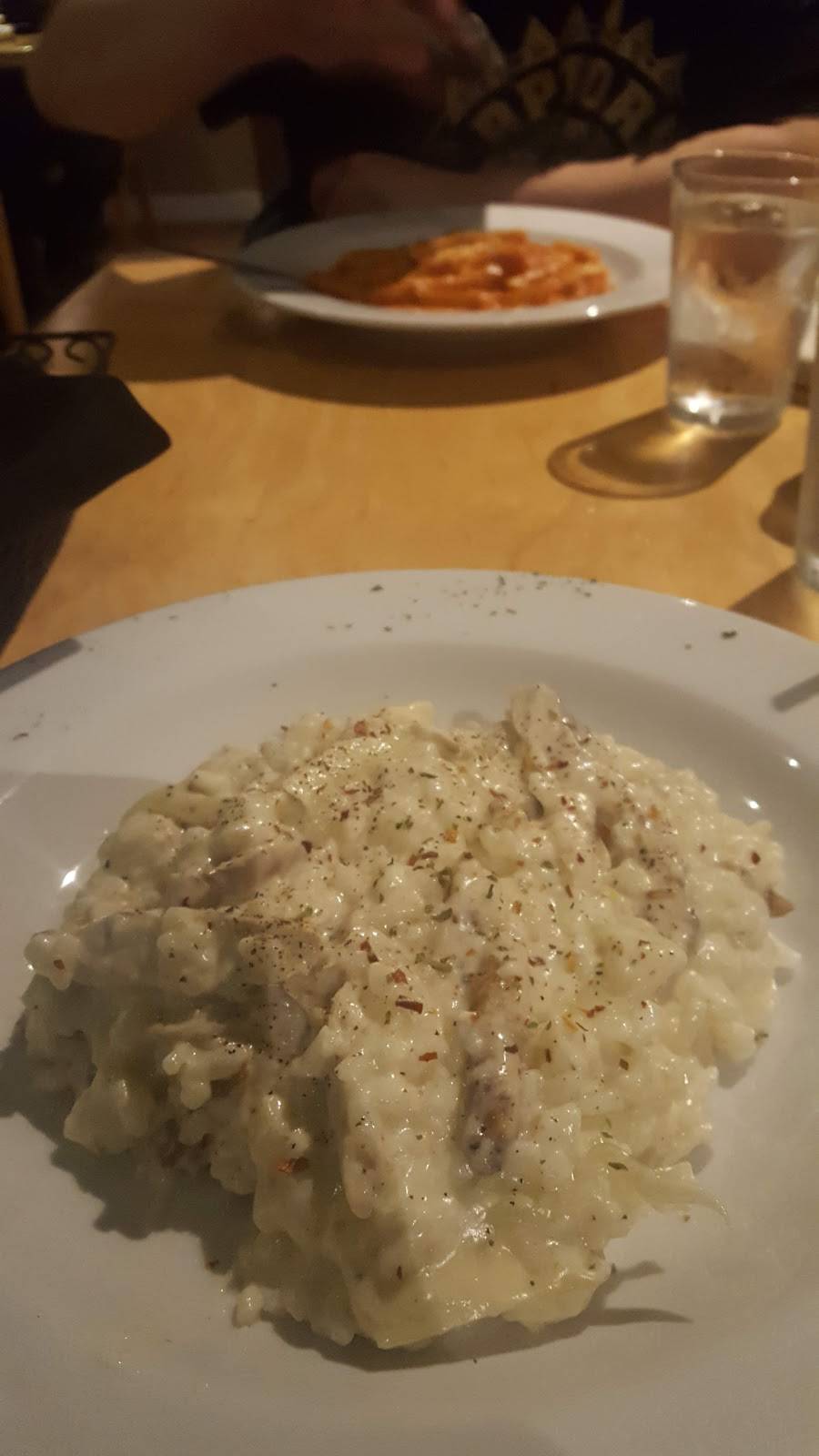 Spasso Ristorante | restaurant | 940 Queenston Rd, Stoney Creek, ON L8G 1B7, Canada | 9056647817 OR +1 905-664-7817