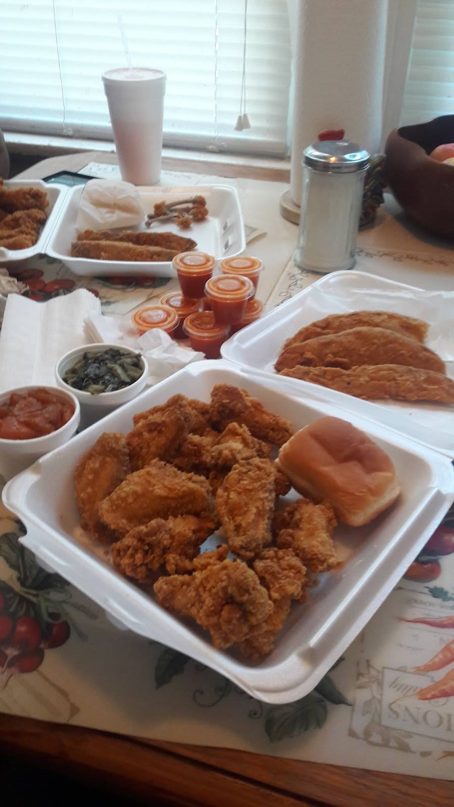 Richies Fast Food Restaurant | restaurant | 4871 Reading Rd, Cincinnati, OH 45237, USA | 5136411878 OR +1 513-641-1878