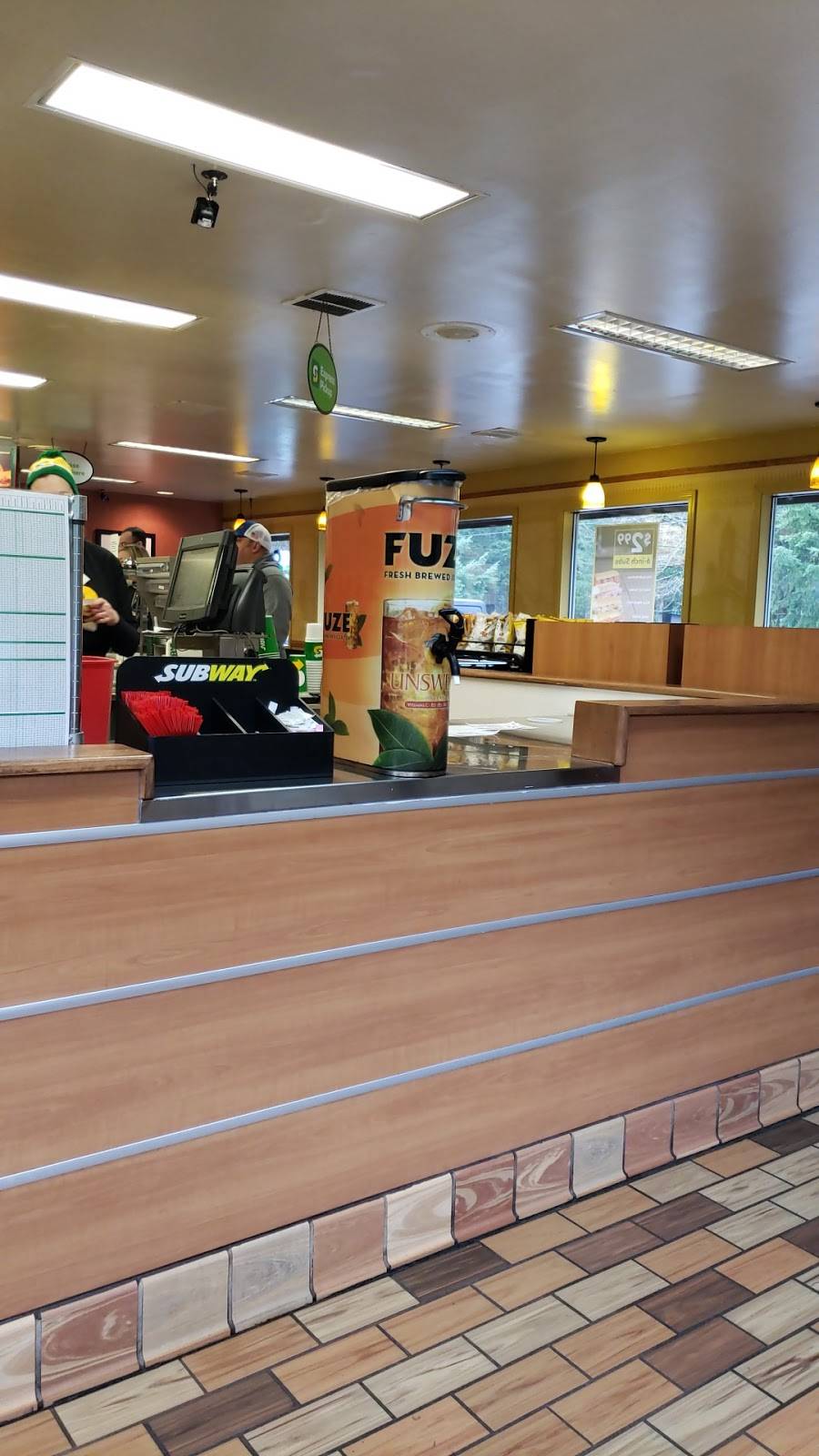 Subway | meal takeaway | 70000 E, US-26, Welches, OR 97067, USA | 5036226033 OR +1 503-622-6033