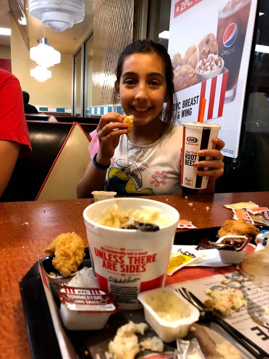 KFC | restaurant | 3820 Florin Rd, Sacramento, CA 95823, USA | 9164221710 OR +1 916-422-1710