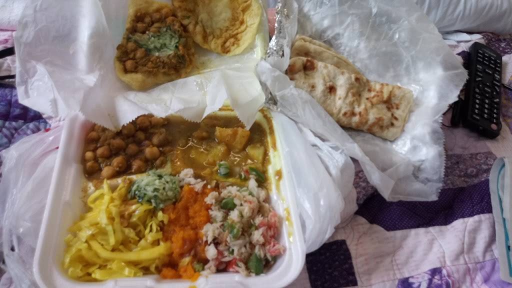 D Coal Pot | restaurant | 984 Hyde Park Ave, Boston, MA 02136, USA | 8573459512 OR +1 857-345-9512