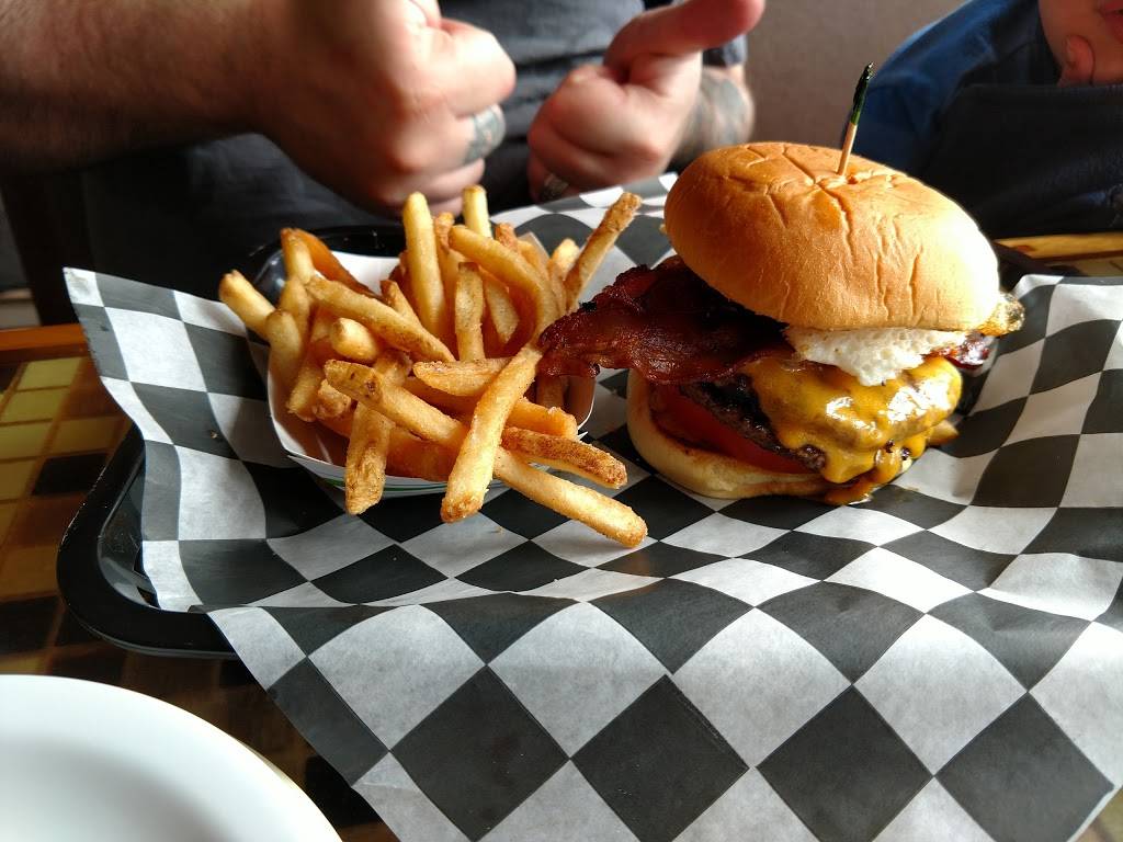 Flippin Cow | restaurant | 6118, 51330 State Rte 19, Elkhart, IN 46514, USA | 5742660606 OR +1 574-266-0606