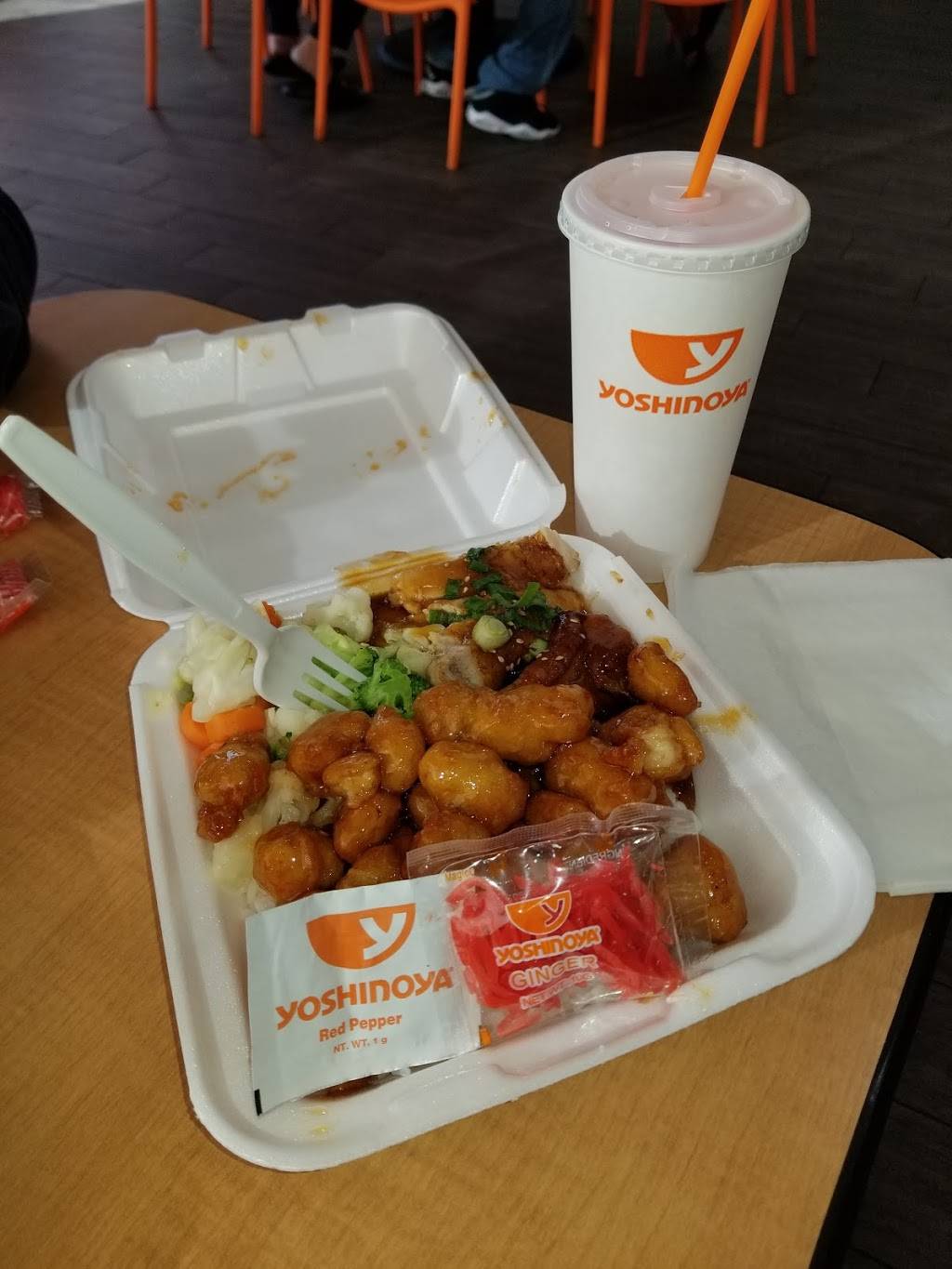 Yoshinoya Huntington Park | restaurant | 2667 E Florence Ave G, Huntington Park, CA 90255, USA | 3235838025 OR +1 323-583-8025