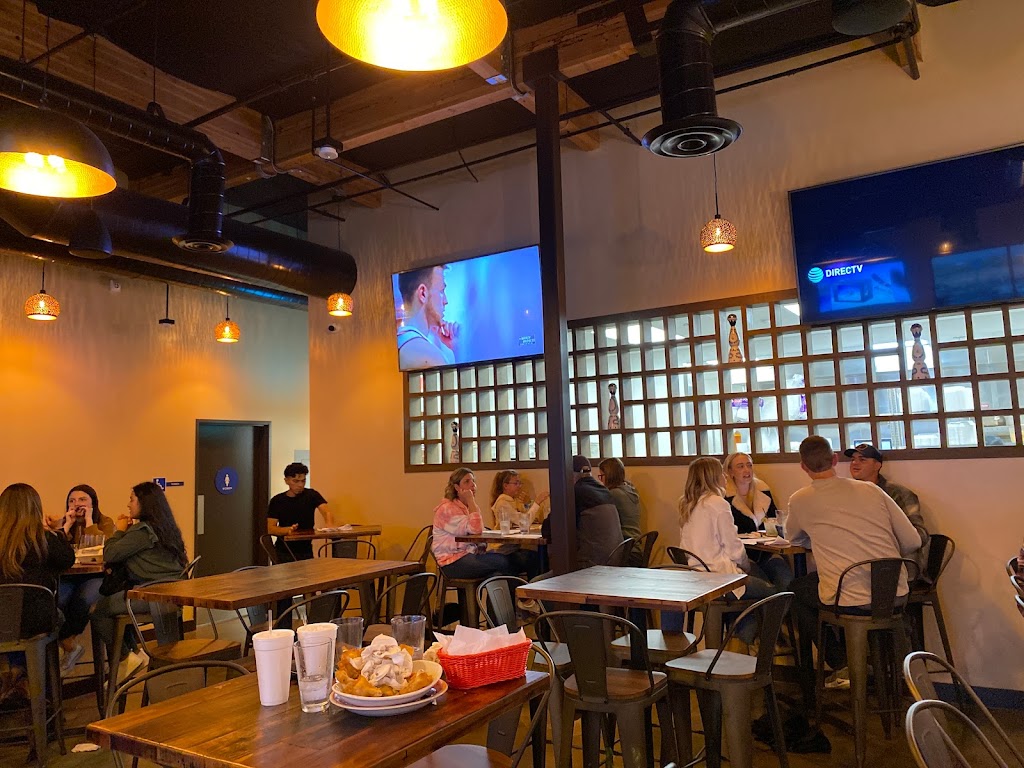 Papis Mex Grill | restaurant | 131 Riverwalk Blvd S, Madera, CA 93636, USA | 5593890392 OR +1 559-389-0392