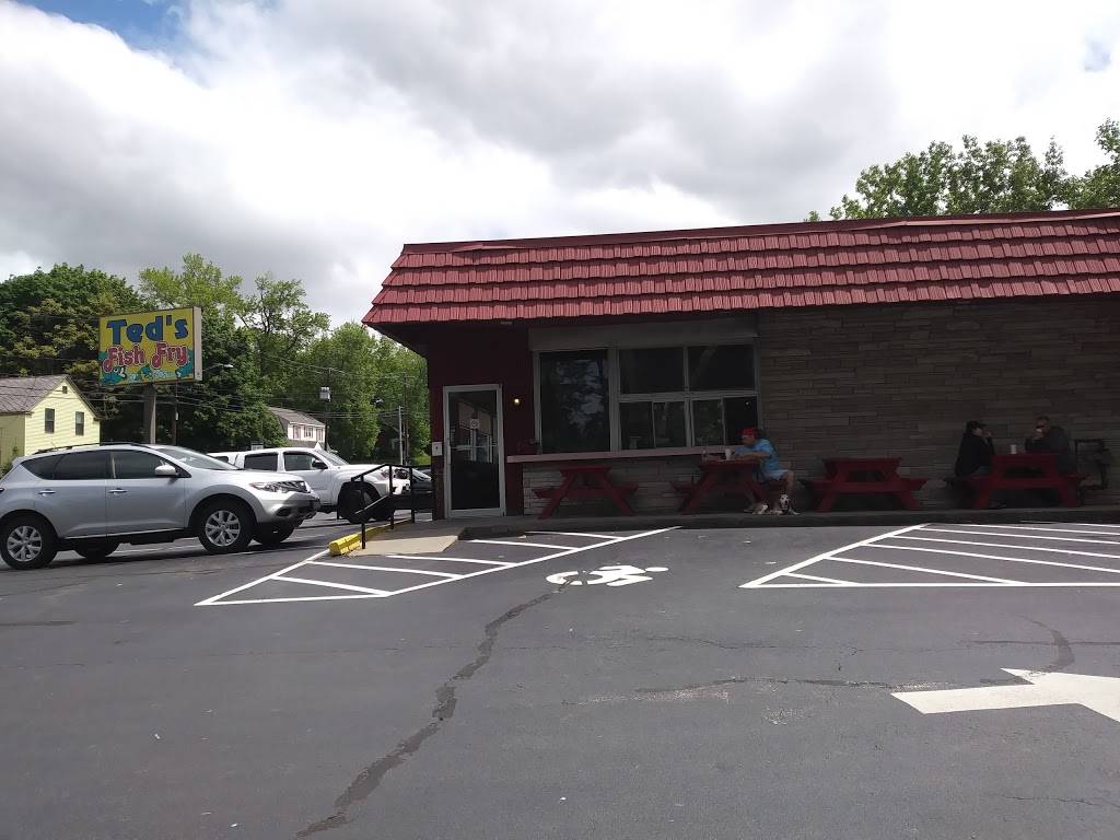 Teds Fish Fry | restaurant | 700 Hoosick Rd, Troy, NY 12180, USA | 5182720144 OR +1 518-272-0144