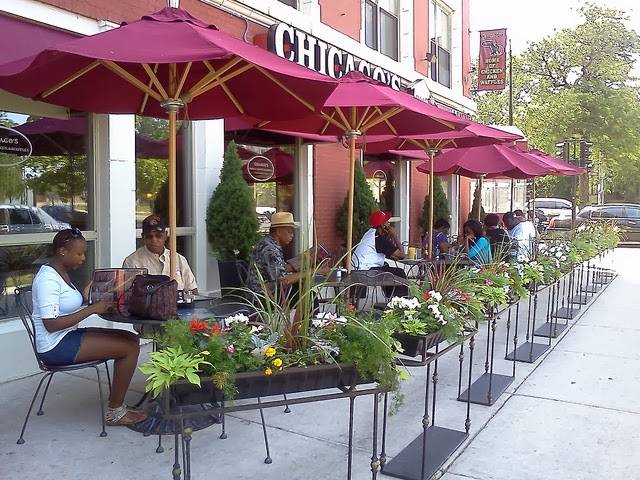 Chicagos Home of Chicken & Waffles | restaurant | 3947 S King Dr, Chicago, IL 60653, USA | 7735363300 OR +1 773-536-3300