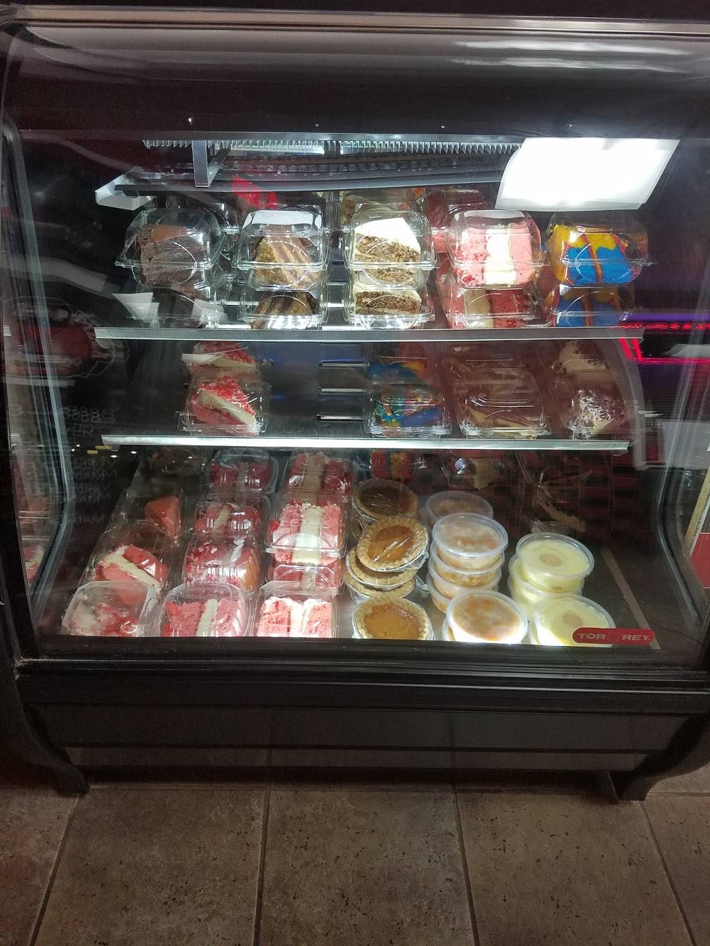 Papas Pizza | restaurant | 16501 Grand River Ave, Detroit, MI 48227, USA | 3132738888 OR +1 313-273-8888