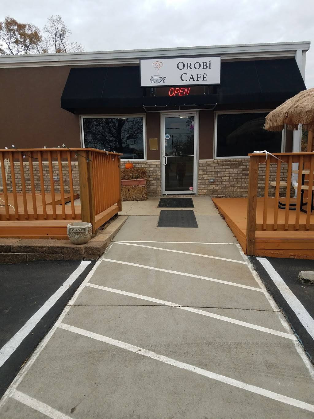 Orobí Café | restaurant | 628 S Main St, Troutman, NC 28166, USA | 7045081105 OR +1 704-508-1105