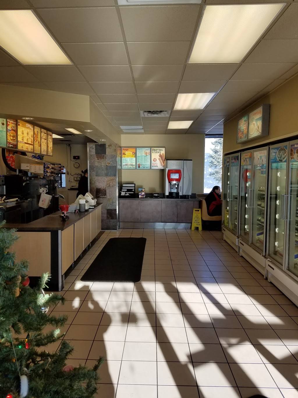 Dairy Queen | restaurant | 225 Osborne Rd NE, Fridley, MN 55432, USA | 7635715080 OR +1 763-571-5080