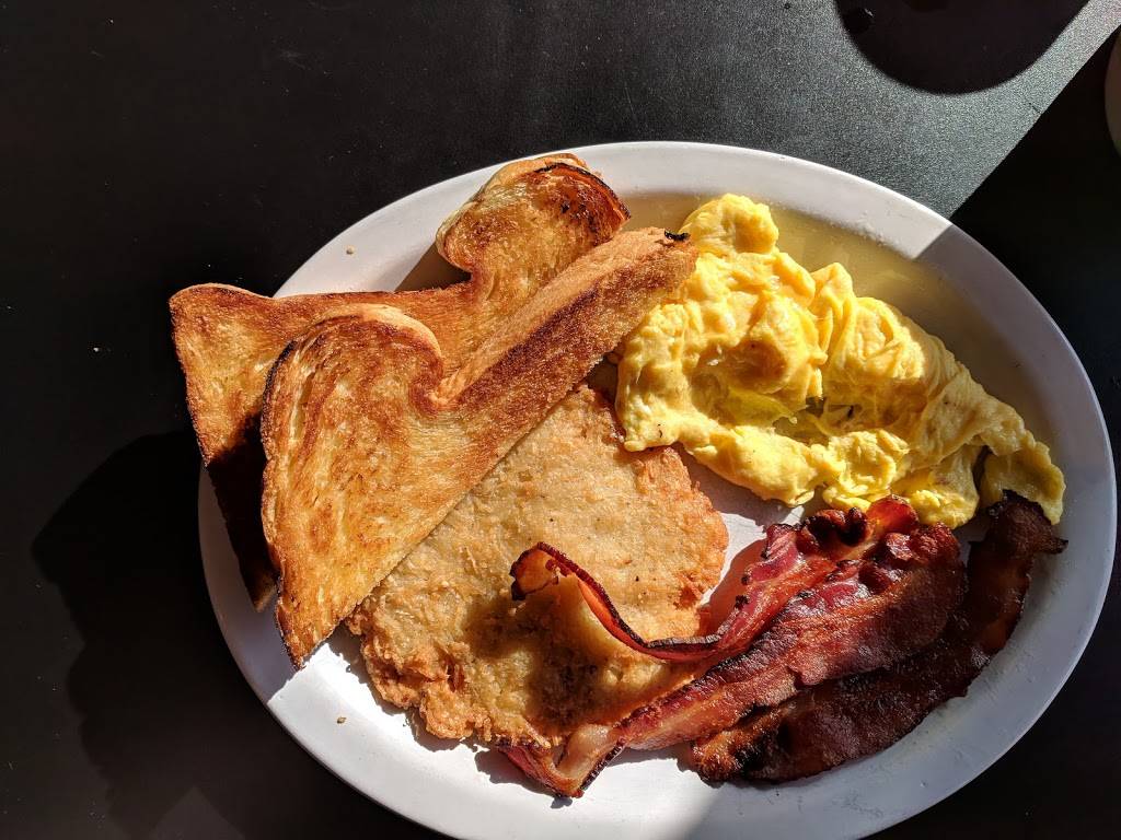 Bubbys NY Style Delicatessen | restaurant | 241 Hanover St, Portsmouth, NH 03801, USA | 6033738981 OR +1 603-373-8981