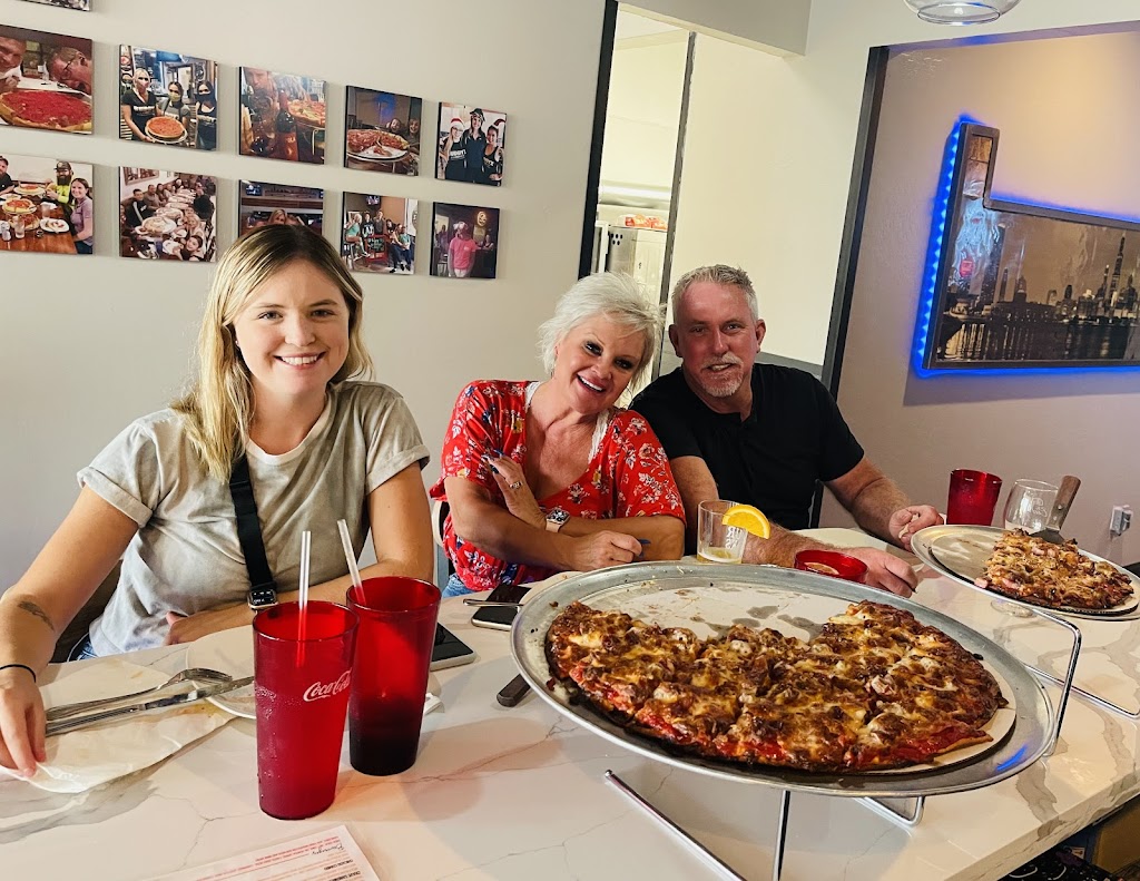 Crave Pizza | restaurant | 7641 E Guadalupe Rd #111, Mesa, AZ 85212, USA | 4805034444 OR +1 480-503-4444