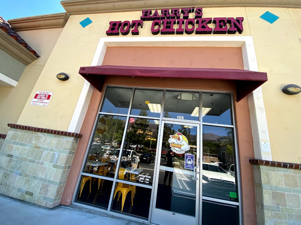 Harrys Hot Chicken | restaurant | 6540 Foothill Blvd Suite #108, Tujunga, CA 91042, USA | 8182739424 OR +1 818-273-9424
