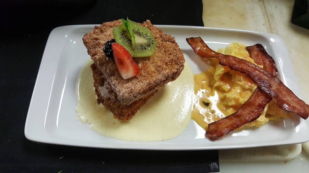 La Fonda On Main | restaurant | 2415 N Main Ave, San Antonio, TX 78212, USA | 2107330621 OR +1 210-733-0621