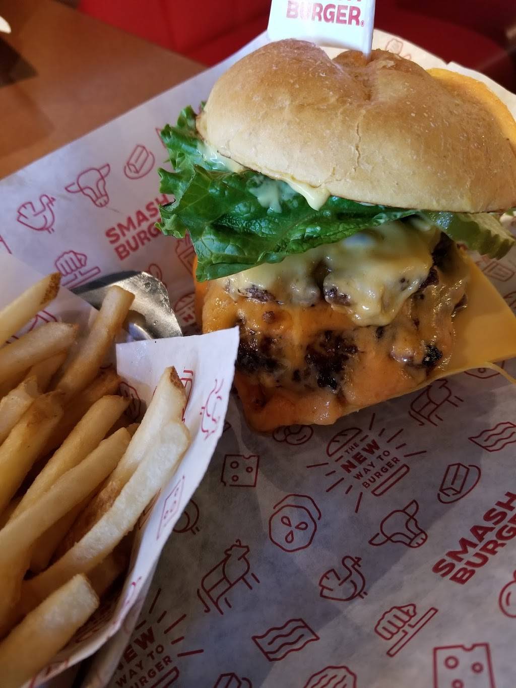 Smashburger | restaurant | 700 Town and Country Blvd #2440, Houston, TX 77024, USA | 7133430763 OR +1 713-343-0763