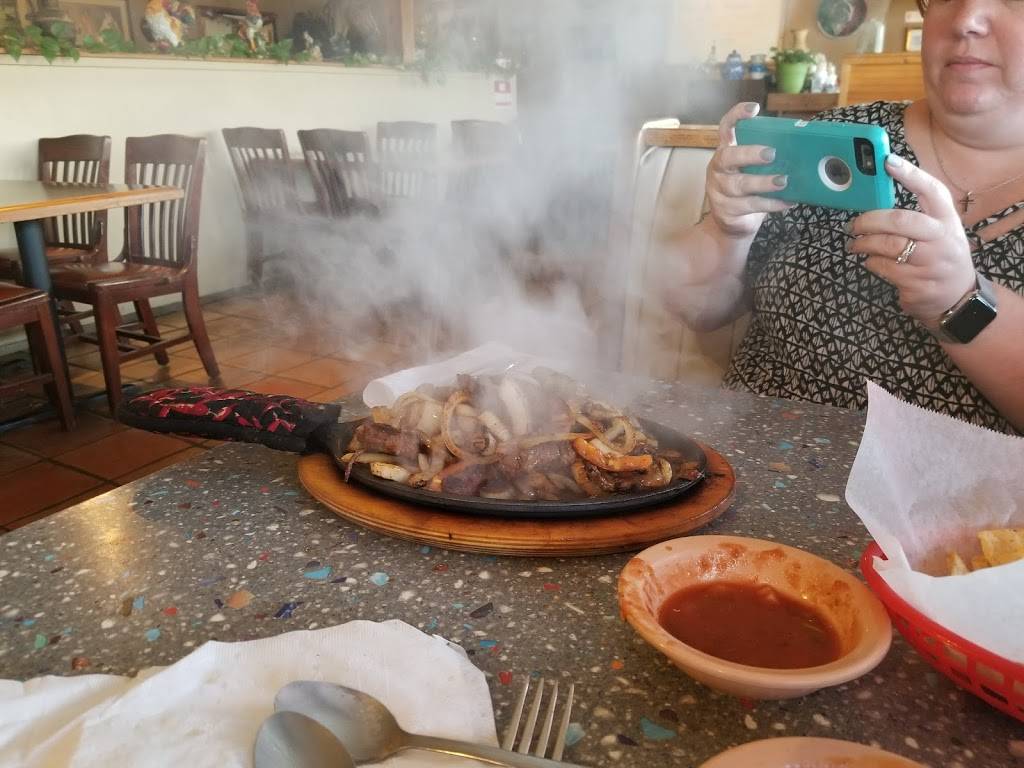 Jarritos Mexican Restaurant & Bar | restaurant | 1380 US-67, Alvarado, TX 76009, USA | 8177833272 OR +1 817-783-3272