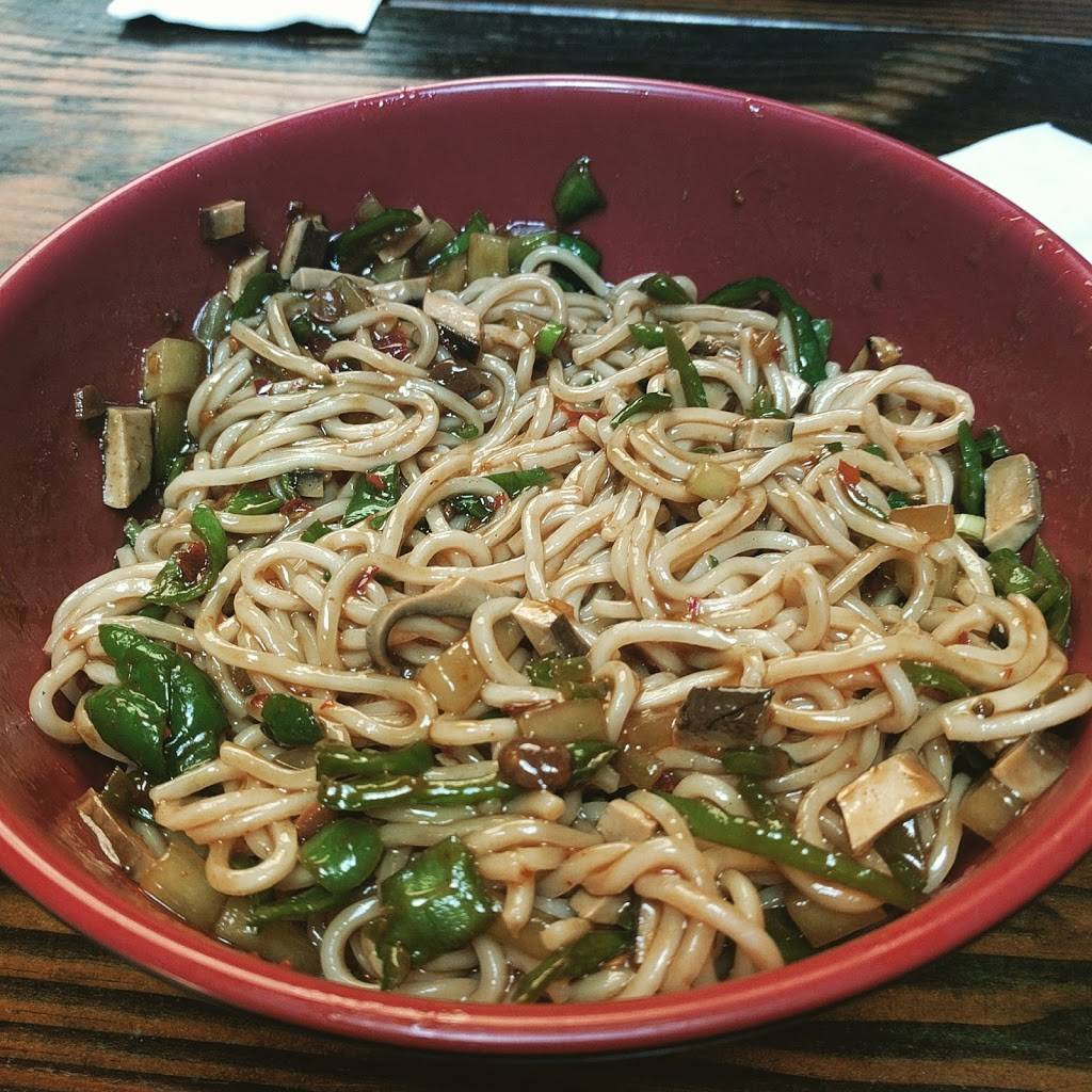 M Noodle Shop | restaurant | 549 Metropolitan Ave, Brooklyn, NY 11211, USA | 7183848008 OR +1 718-384-8008