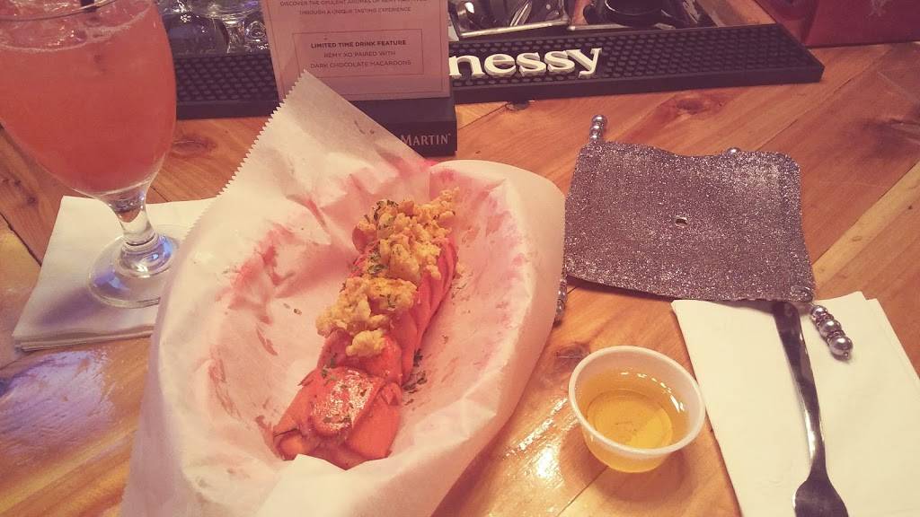 Great Lakes Sports Bar | restaurant | 17602 W Seven Mile Rd, Detroit, MI 48235, USA | 3136934762 OR +1 313-693-4762