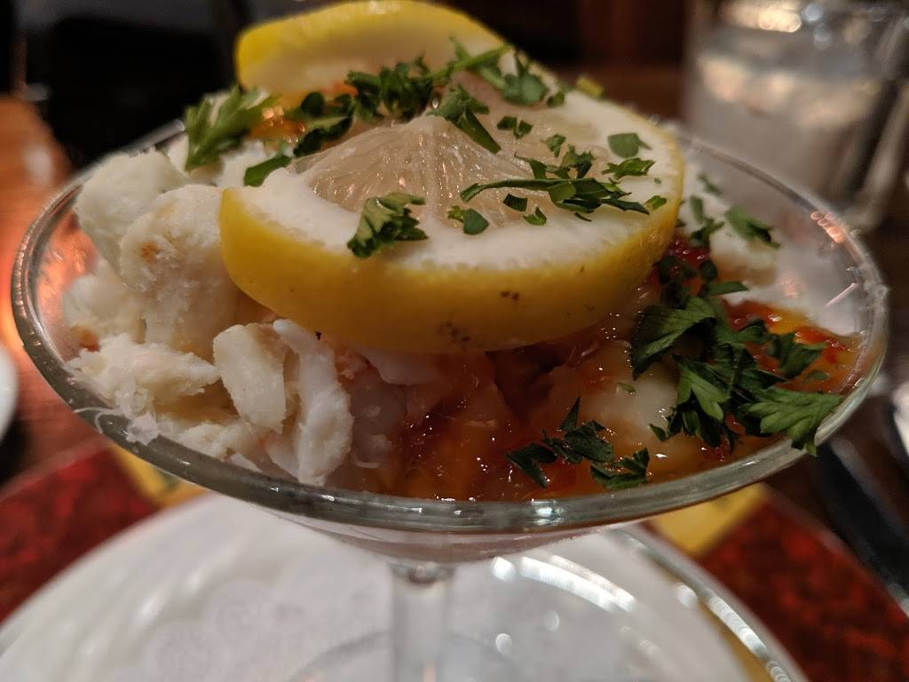 Carmines Steak House | restaurant | 1809, 1809, 20, S 4th St, St. Louis, MO 63102, USA | 3142411631 OR +1 314-241-1631